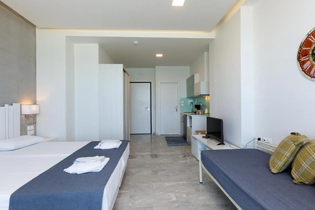 Meltemi Coast Suites Rethymno  Apartment